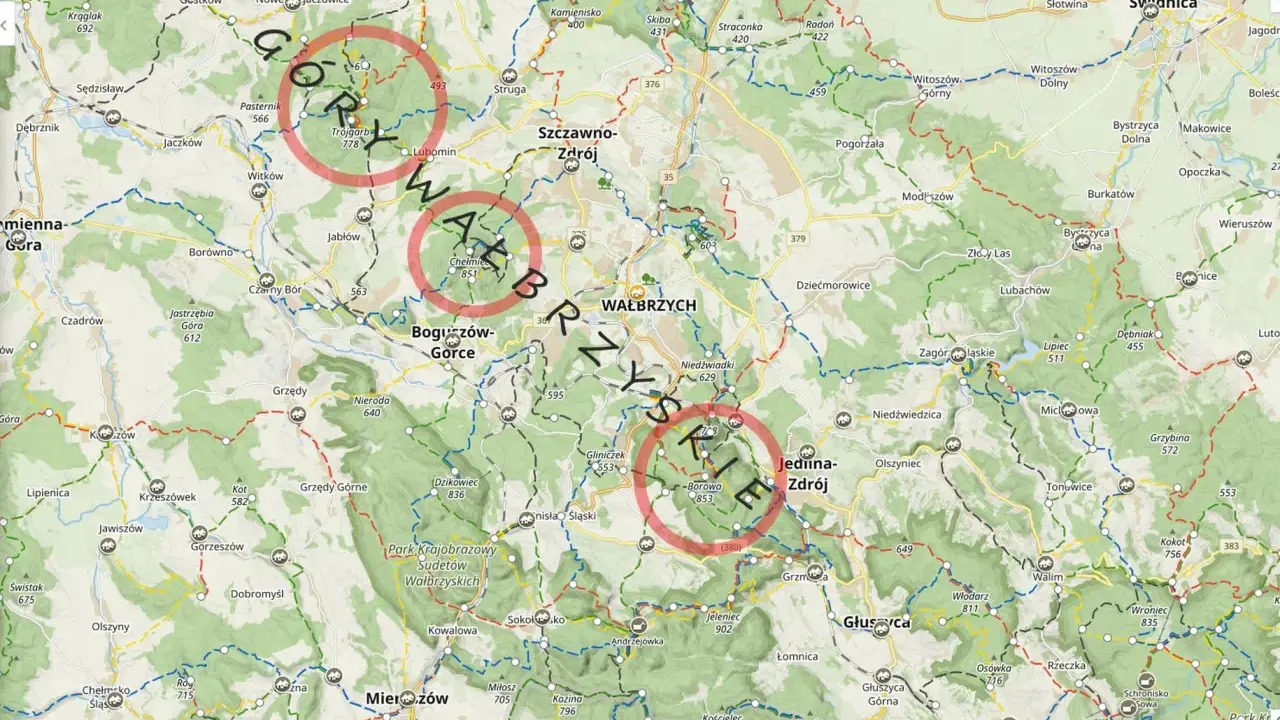 Góry Wałbrzyskie szlaki: mapa z zaznaczonymi trasami pieszymi i punktami widokowymi.