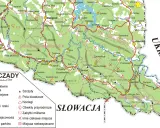 Mapa Bieszczad z zaznaczonymi szlakami, miastami i atrakcjami. Wyobraź sobie hasające zające w tych malowniczych górach.